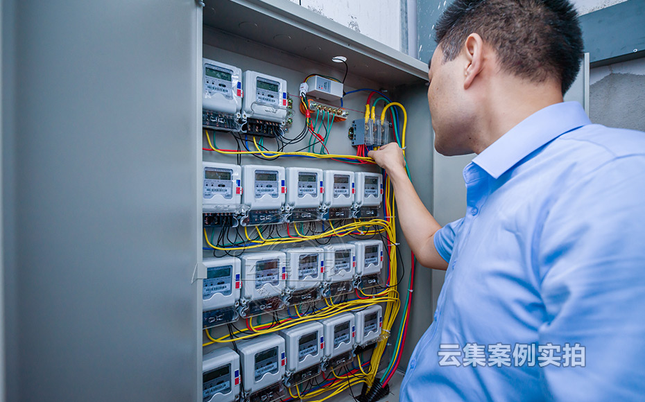 中学预付费抄表系统