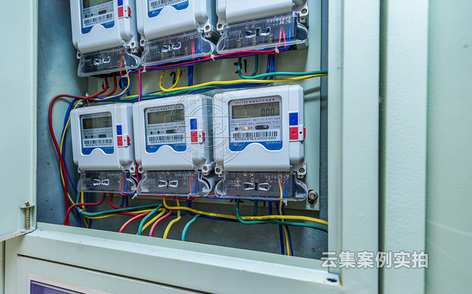 ÖÐѧԤ¸¶·Ñ³±íϵͳ