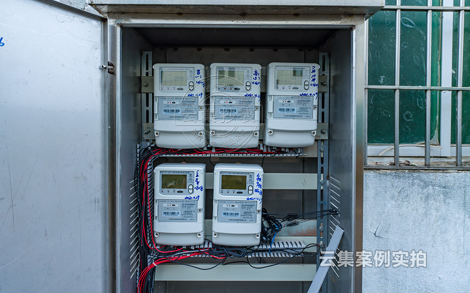 ÖÐѧԤ¸¶·Ñ³±íϵͳ