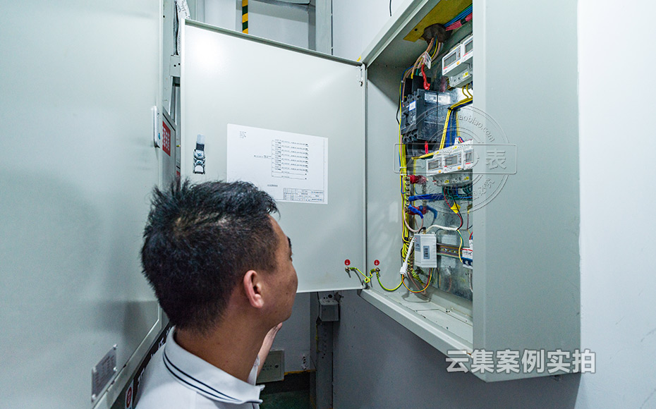 ѧУԤ¸¶·Ñ³±íϵͳ