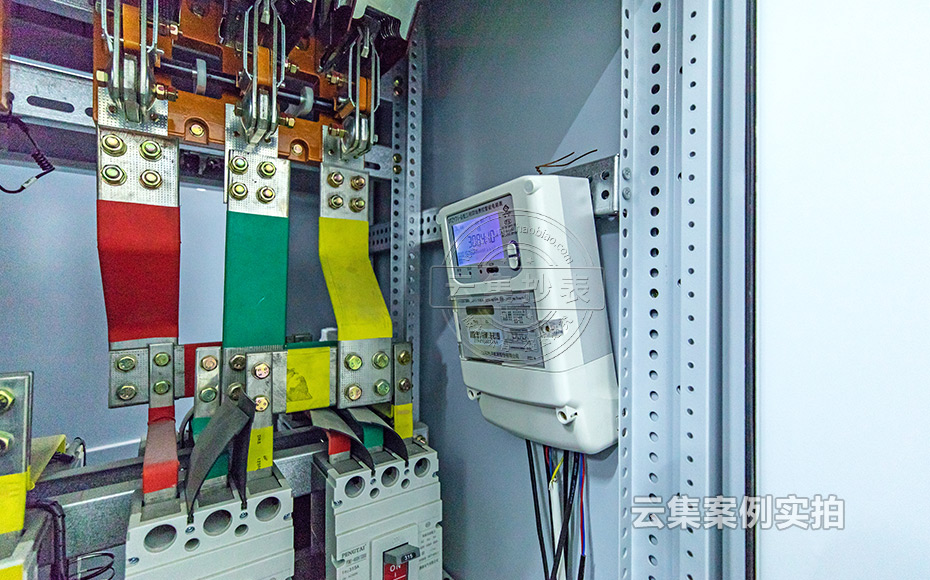 ÈýÏàÖÇÄܵç±í